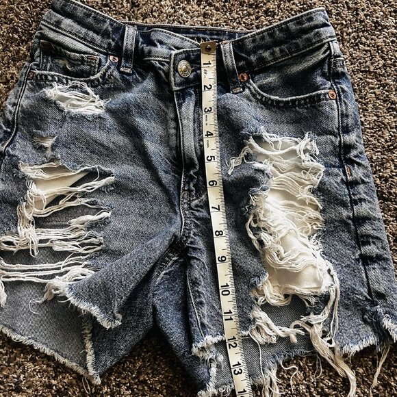AE Ripped Jean Shorts Size 0 | 4” Inseam Distressed - Picture 6 of 7